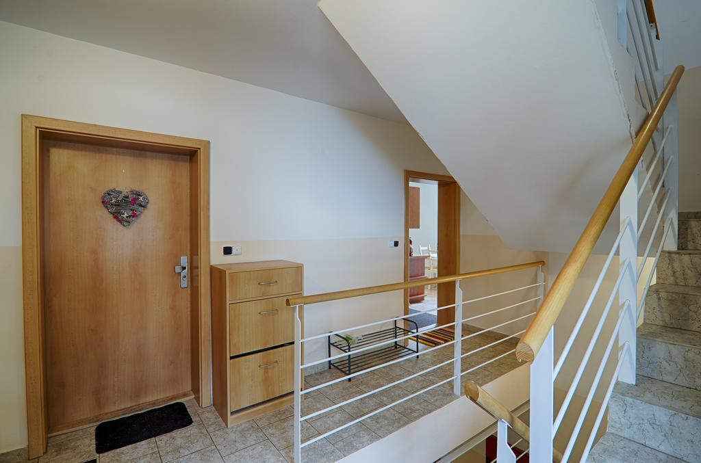 Apartman Boruvka Пец-под-Снежкой Экстерьер фото